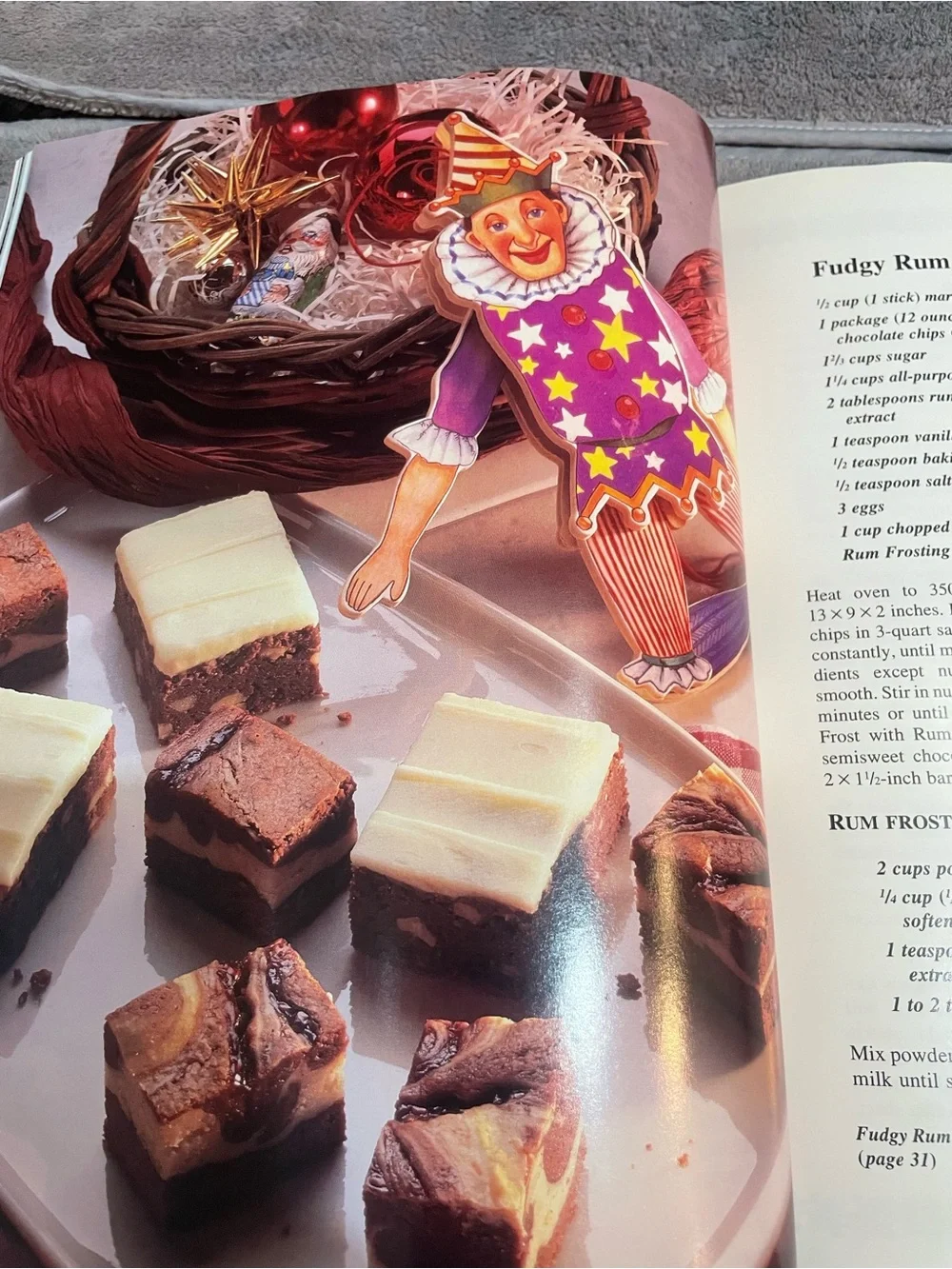 Betty Crocker's New Christmas Cookbook by Betty Crocker - 1993 Over 300 Pages